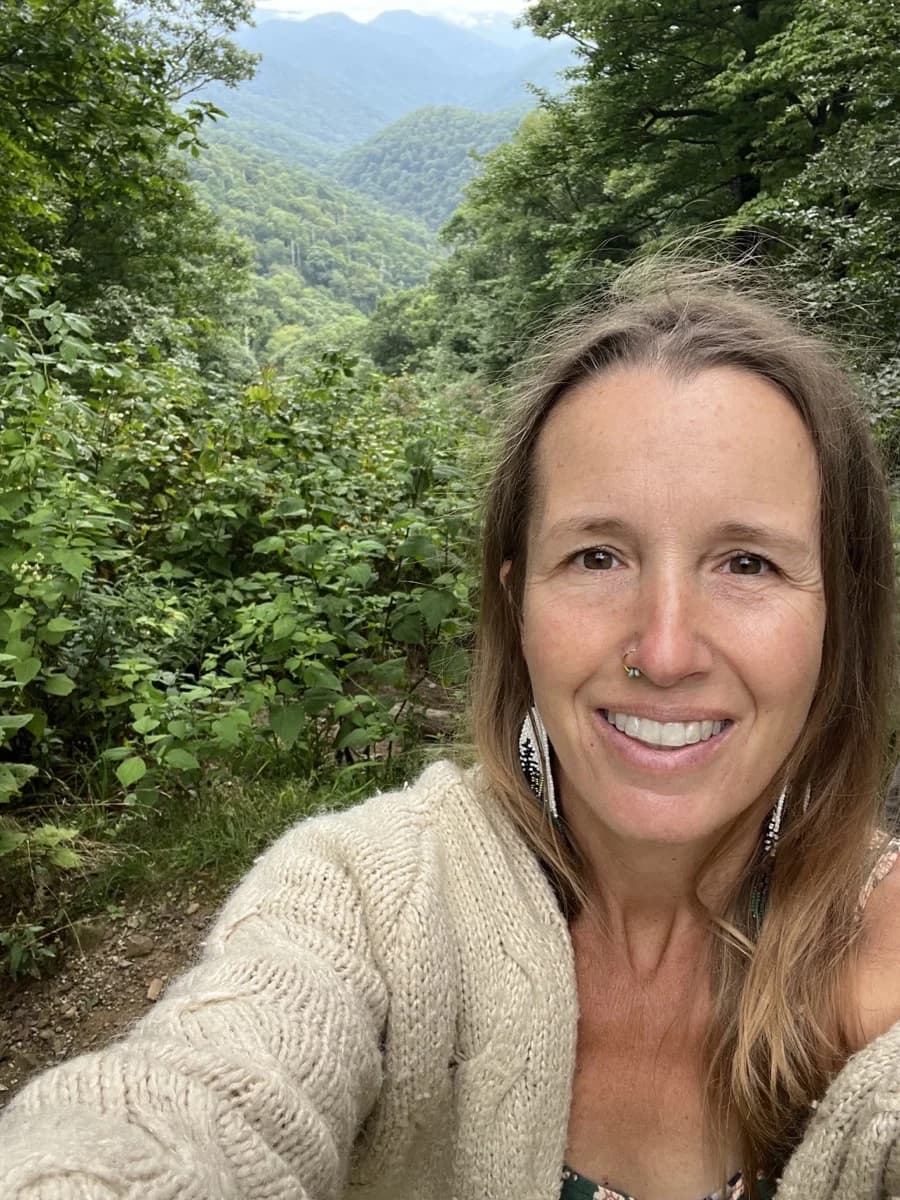 Jenn, Yoga Teacher & Co-Founder
